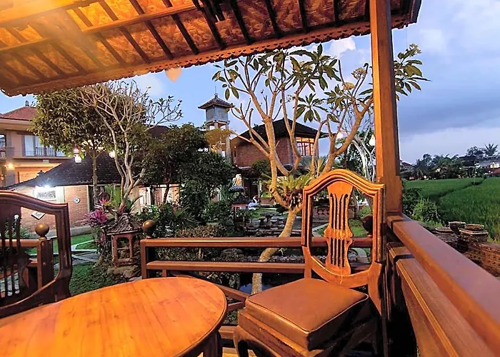 Ganesha Guest house *