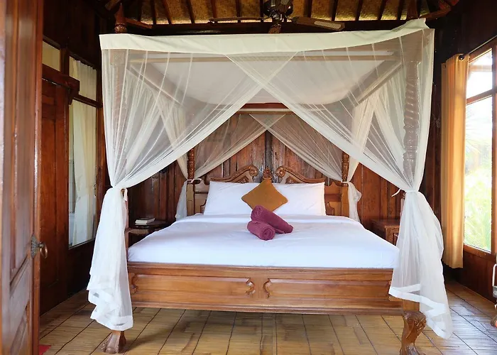 Ganesha Guest house *
